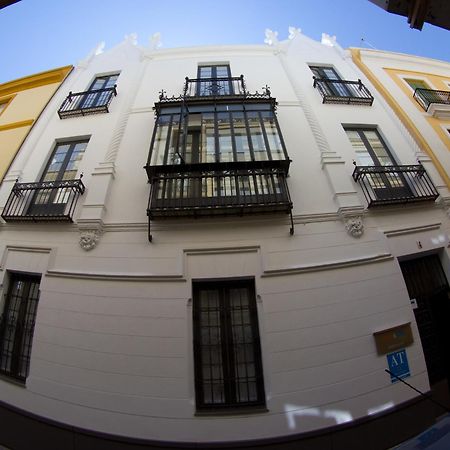 Life Apartments Alberto Lista Sevilla Eksteriør bilde