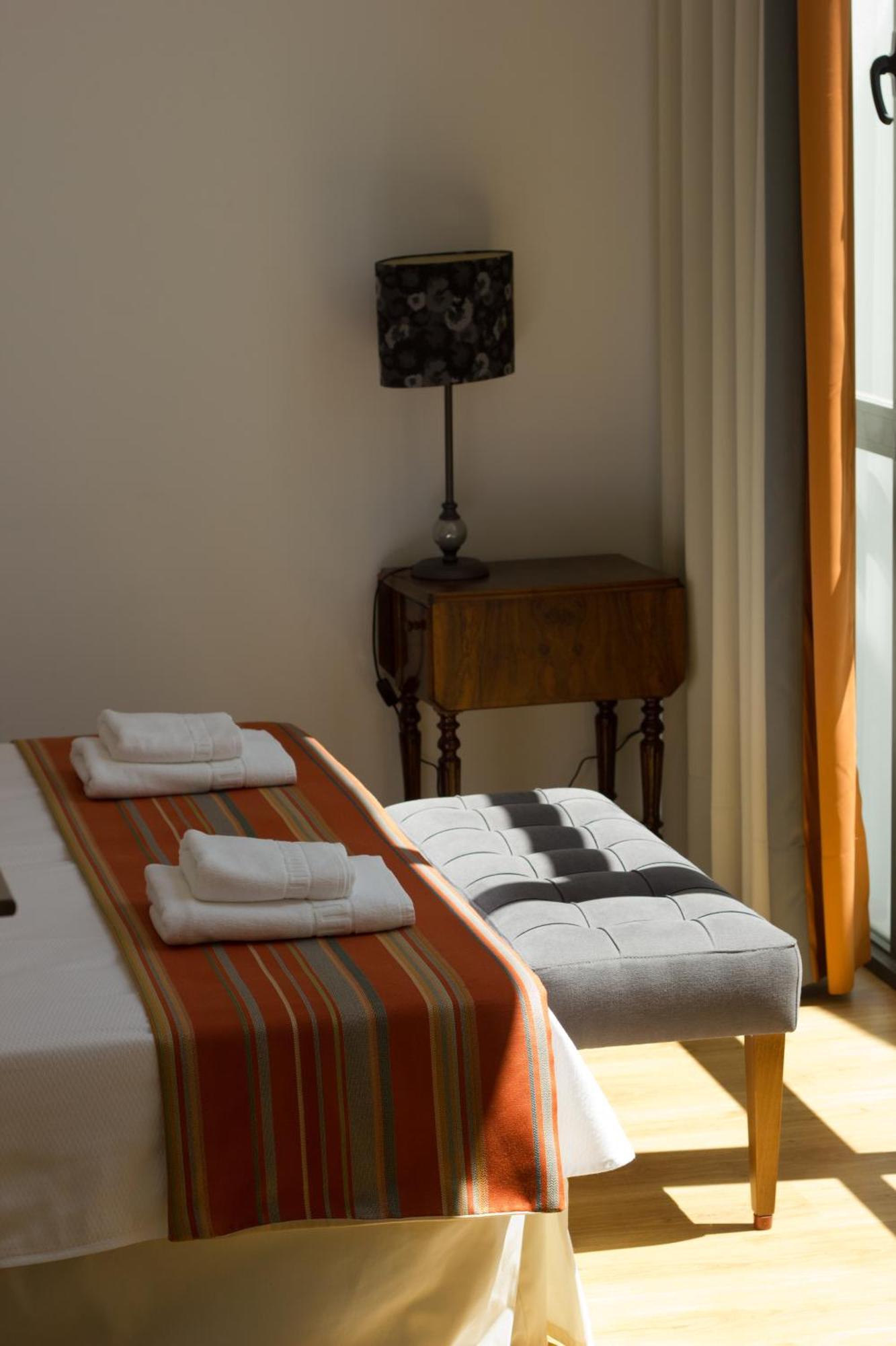 Life Apartments Alberto Lista Sevilla Eksteriør bilde