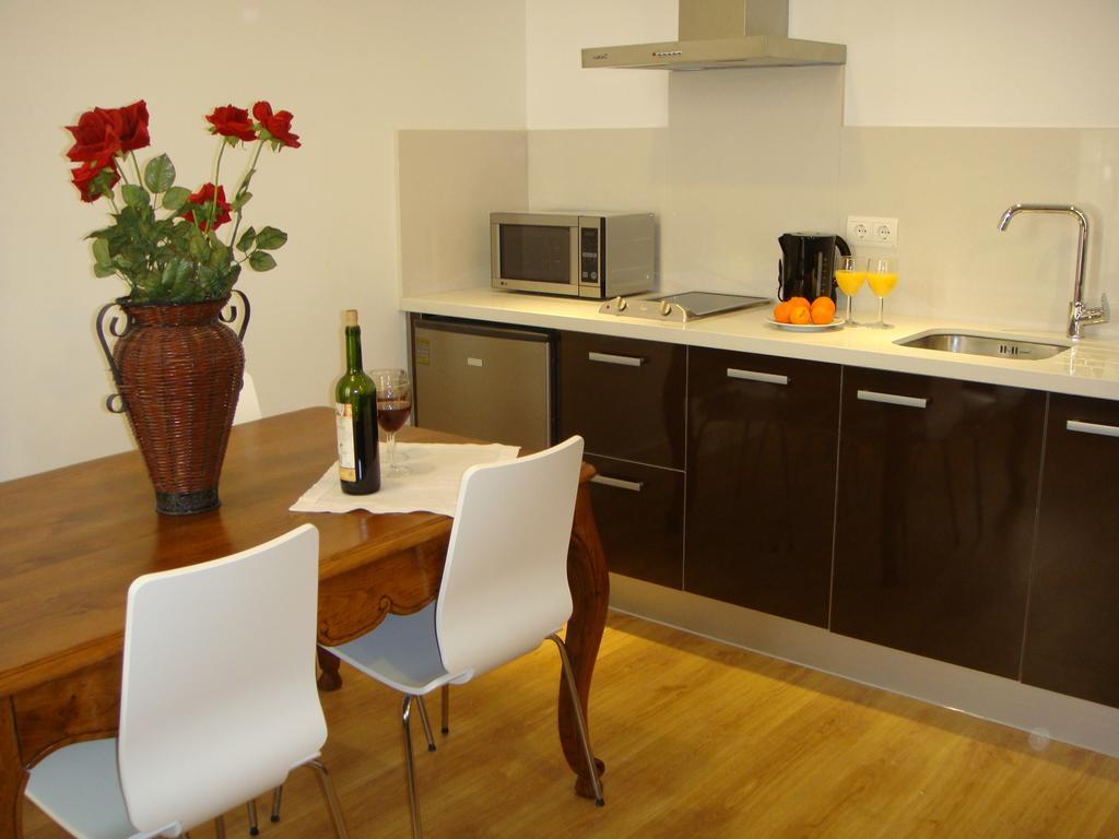 Life Apartments Alberto Lista Sevilla Eksteriør bilde
