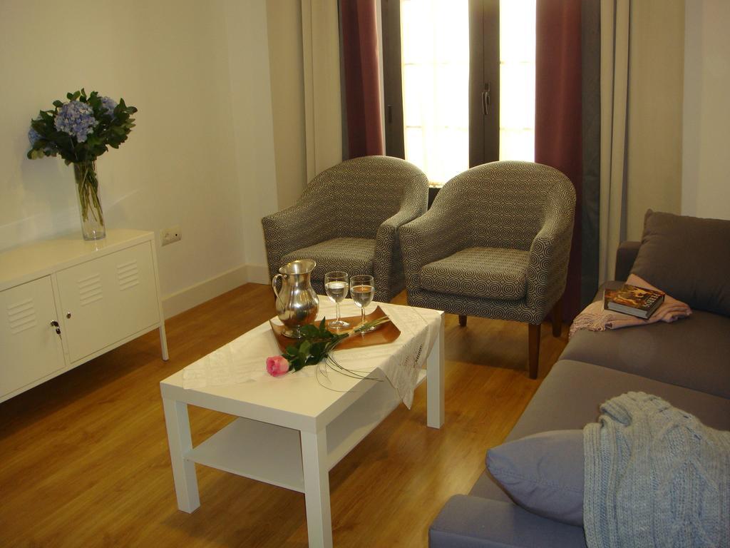 Life Apartments Alberto Lista Sevilla Eksteriør bilde