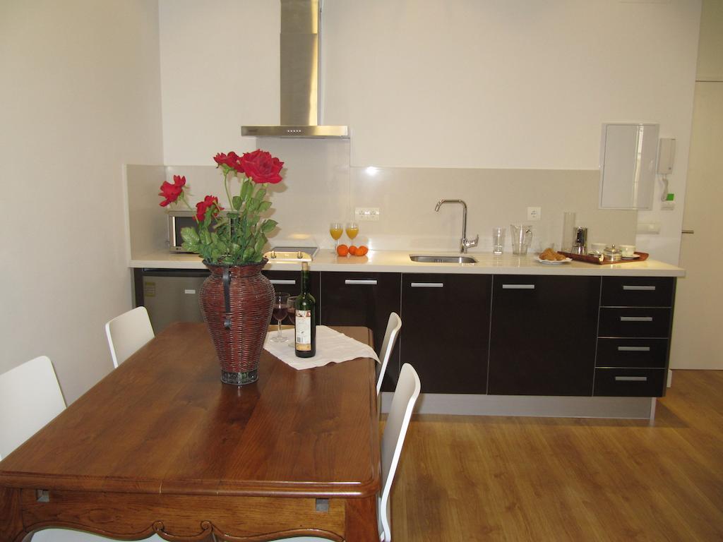 Life Apartments Alberto Lista Sevilla Eksteriør bilde