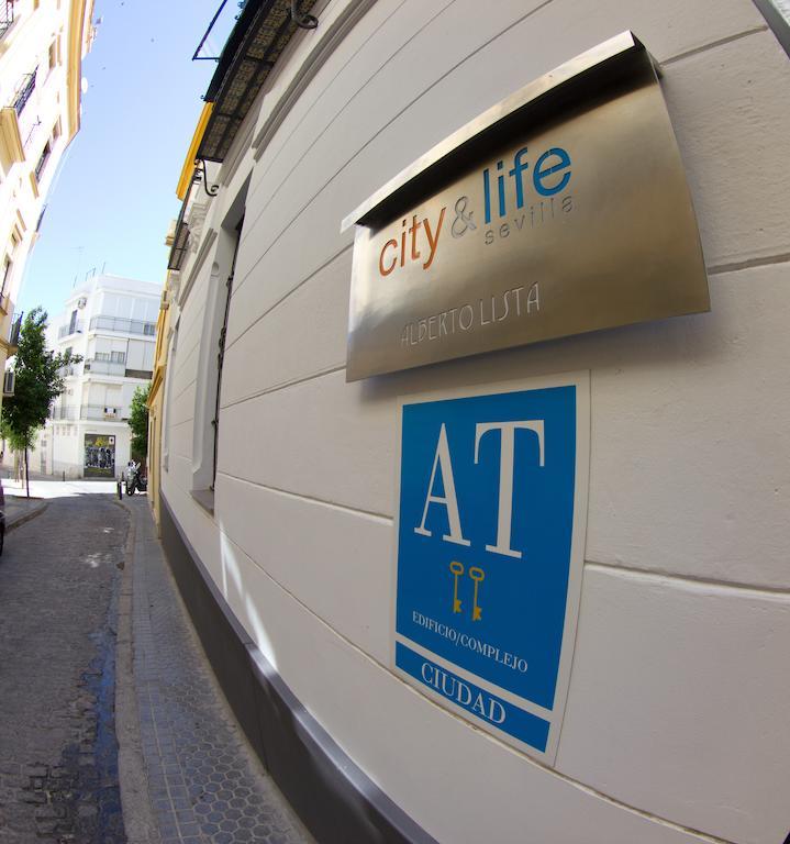 Life Apartments Alberto Lista Sevilla Eksteriør bilde