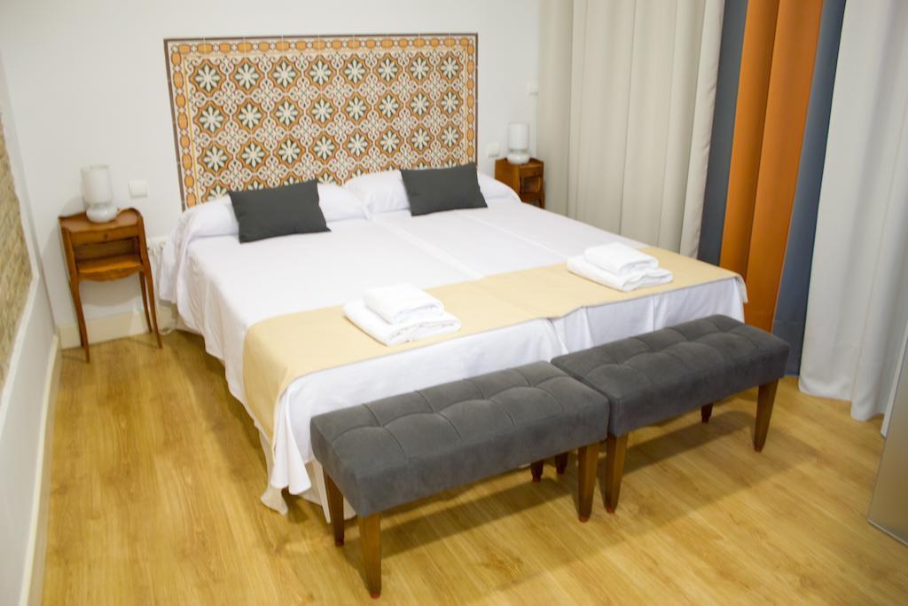 Life Apartments Alberto Lista Sevilla Eksteriør bilde